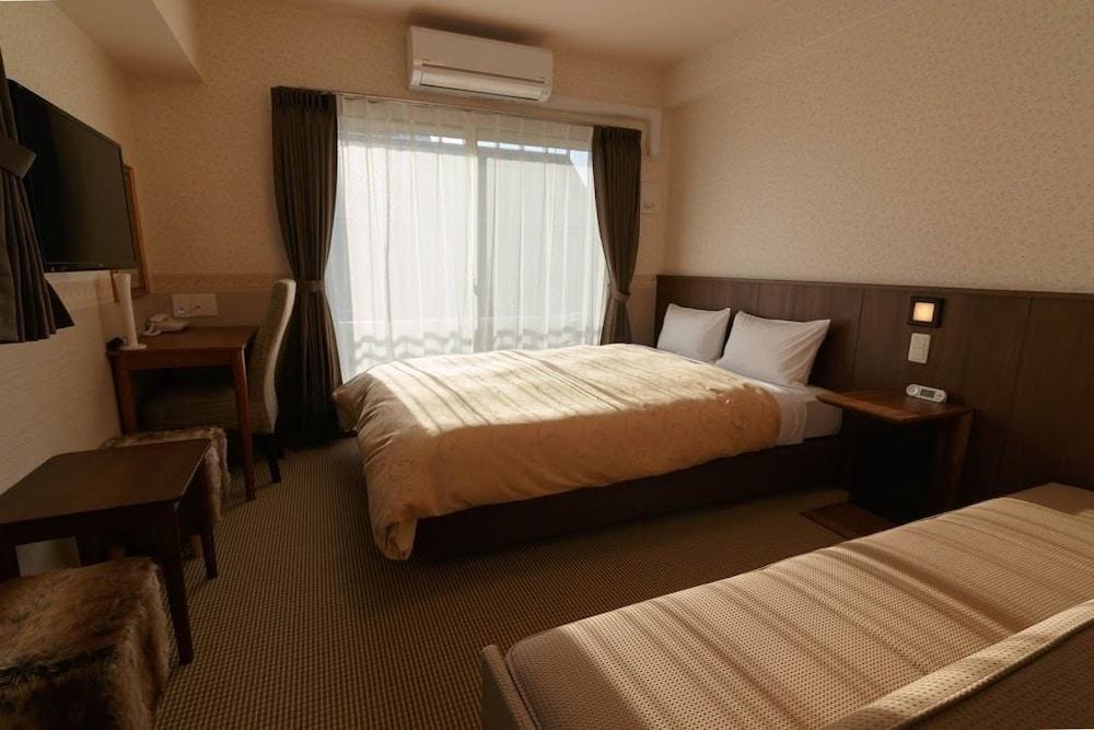 Hotel Quartz Shin-Осака Екстер'єр фото